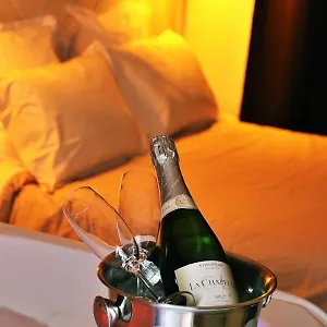  Appartement Luxueux Avec Jacuzzi Privatif